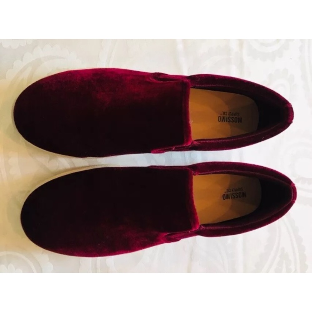 Slip On Burgundy/Purple Velvet Size 9